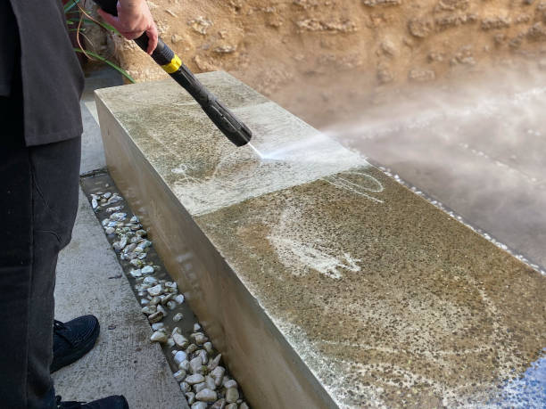 Best Deck Pressure Washing  in Leipsic, OH